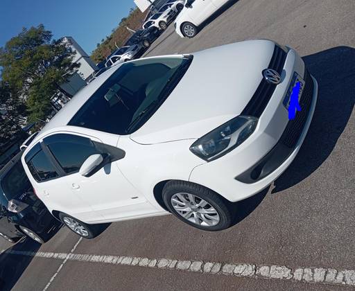 VOLKSWAGEN FOX 1.6 MI 8V FLEX 4P MANUAL VOLKSWAGEN FOX 1.6 MI 8V FLEX 4P MANUAL